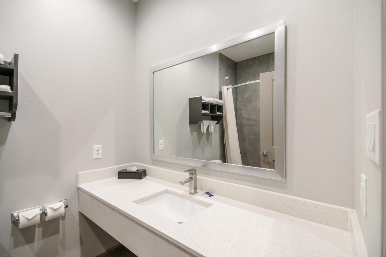 Americas Best Value Inn & Suites Ne Houston Downtown I-610 Εξωτερικό φωτογραφία